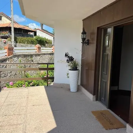 La Casona De La Carbayeda Вілла Ов'єдо